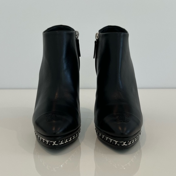 CHANEL BLACK LEATHER PLATFORM SILVER HARDWARE BOOTS SIZE IT 38.5 / US 8.5 - Picture 10 of 16